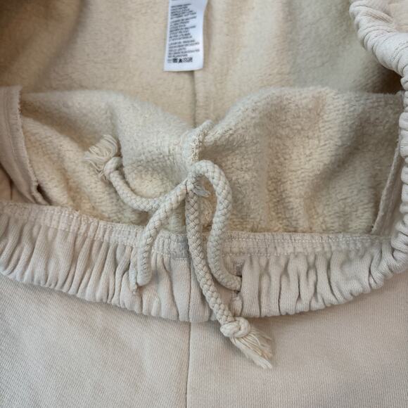 Good American Raw Hem Pull On Sweat Shorts Bone White Size 4 NWT - Picture 4 of 8